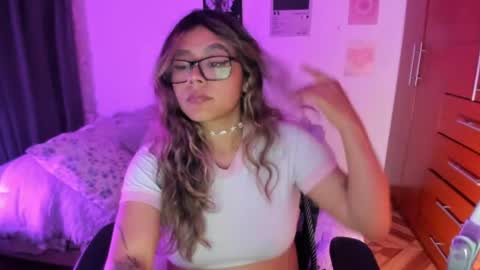 Stephanie  online show from April 16, 2:23 am