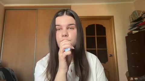 Alla online show from May 20, 9:39 am
