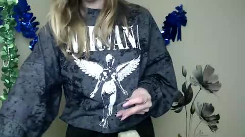 Amalia online show from February 10, 1:11 pm