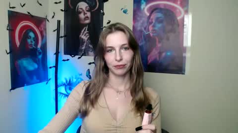 Amalia online show from October 14, 4:09 pm