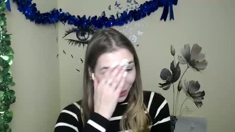 Amalia online show from December 27, 1:28 pm