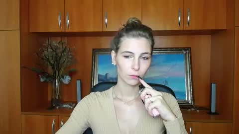 Amalia online show from September 24, 10:58 am