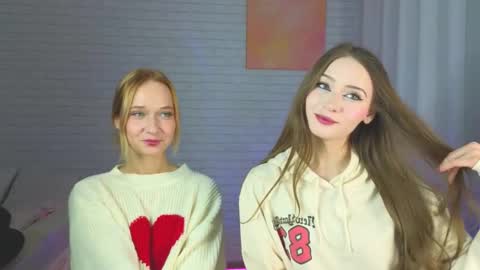 Alice and Violetta online show from November 14, 9:37 pm