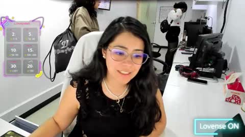 studcb_ online show from September 8, 9:25 pm