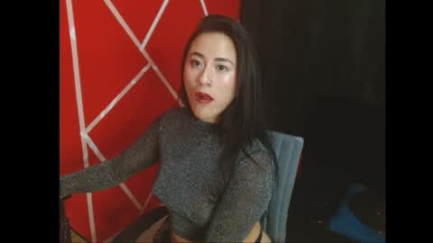 Snapshot of submissiveemily chatting on October 23, 6:58 pm submissiveemily online show from October 23, 6:58 pm
