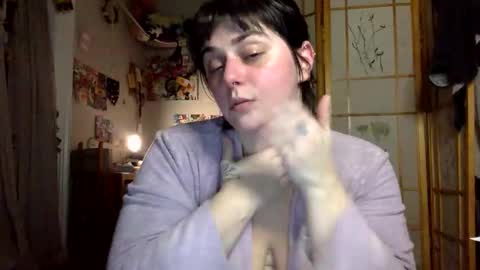 succubi_tyes online show from February 12, 1:40 am