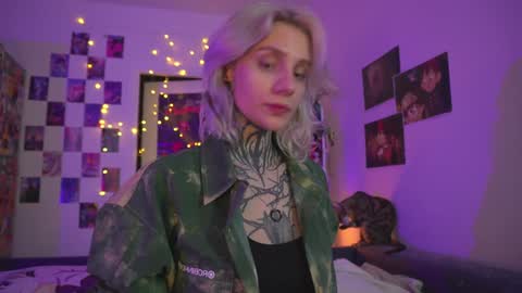 succubus_66 online show from February 3, 11:20 am