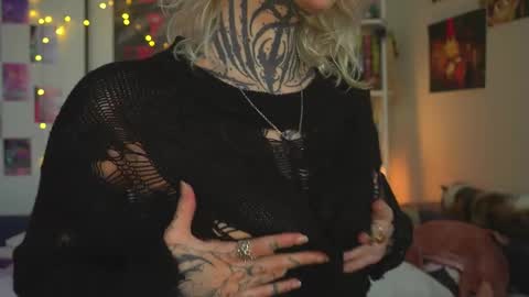 succubus_66 online show from February 26, 9:22 am