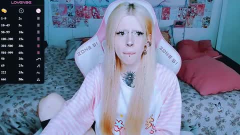 succubus_leslie online show from June 9, 3:00 pm