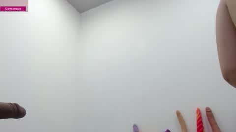 Sucky  online show from February 6, 12:19 pm