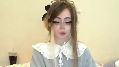 Sue online show from May 28, 9:23 pm