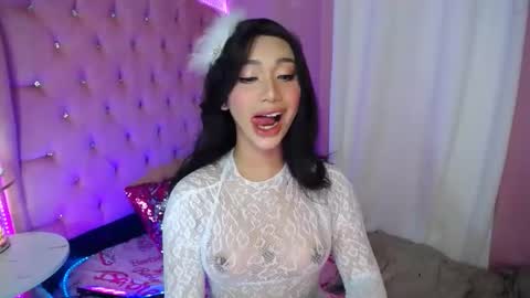 your ultimate goddess online show from November 25, 8:49 am