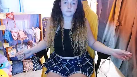 sugasunny online show from November 11, 9:12 pm