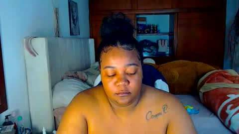 Cami   Back in 2 hours online show from April 5, 5:17 am