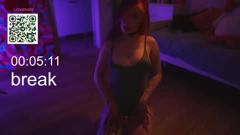 Snapshot of suk_ki chatting on September 16, 5:15 am Lika ginger  Jessy blond   online show from September 16, 5:15 am
