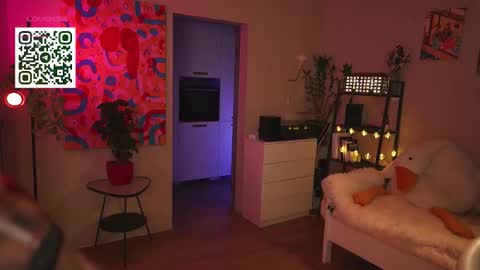 Snapshot of suk_ki chatting on October 7, 4:06 am Lika ginger  Jessy blond   online show from October 7, 4:06 am