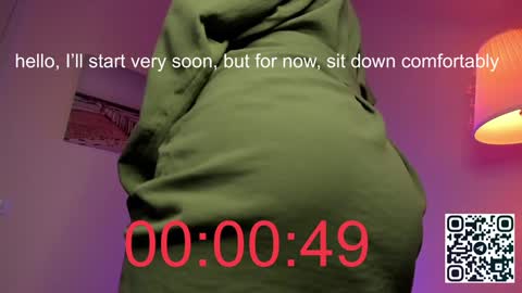Snapshot of suk_ki chatting on December 16, 1:10 am Lika ginger  Jessy blond   online show from December 16, 1:10 am