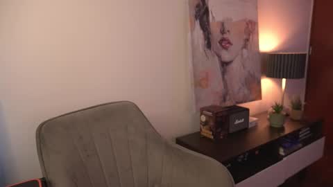 Suki online show from March 3, 9:43 pm