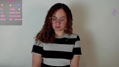 Snapshot of sultrysecrets_ chatting on September 15, 8:05 pm Ann online show from September 15, 8:05 pm