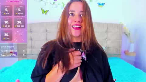 summer_girls01 online show from February 7, 2:32 pm