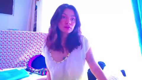 moon1 online show from November 20, 12:39 pm