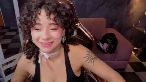 sunny2_b online show from December 3, 1:02 pm