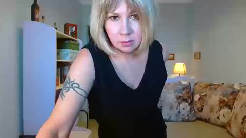 Sunny Katty online show from March 10, 11:03 am