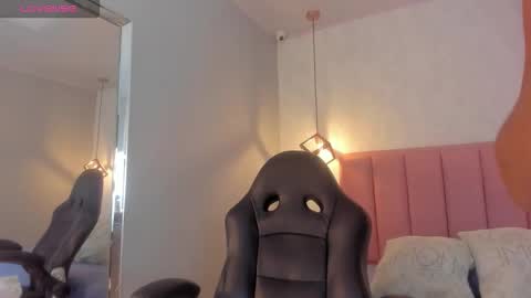  S U N N Y online show from January 13, 12:42 pm