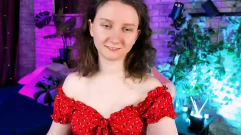 Alice online show from April 17, 5:42 am