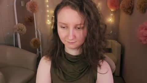 Alice online show from April 18, 6:49 am