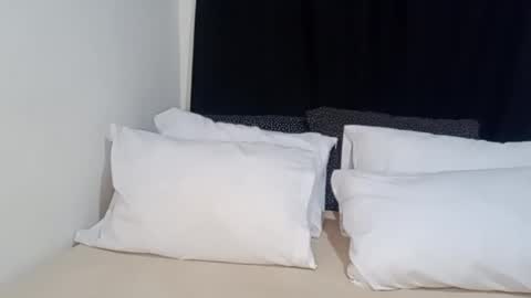 Annie online show from November 20, 6:09 pm