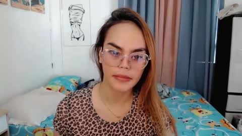 Im val online show from April 10, 12:27 am