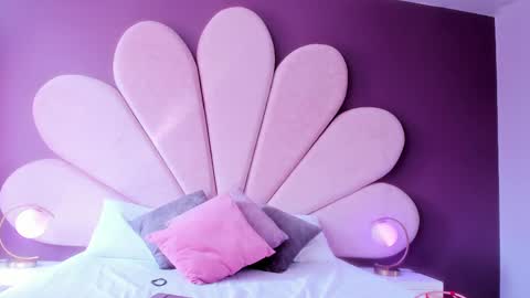 Susann online show from February 10, 7:38 pm