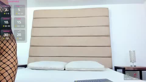 Susan online show from September 16, 8:06 pm