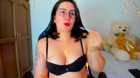 Dani online show from January 4, 8:16 pm