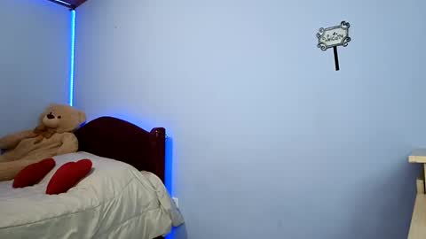 susan ramires online show from December 19, 7:18 pm