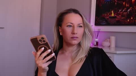 SusanJewel online show from October 25, 8:11 am