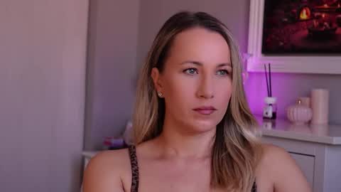 SusanJewel online show from November 3, 7:56 am