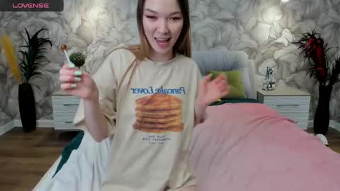 susannjohnson online show from March 9, 1:26 pm