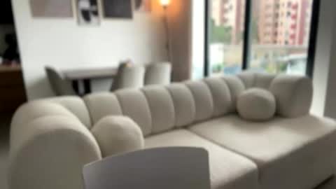  Susy  online show from December 5, 7:04 pm