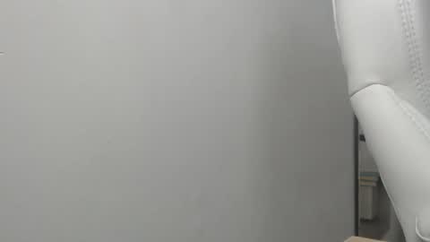 Snapshot of sussy_leon chatting on December 3, 12:16 pm sussy leon online show from December 3, 12:16 pm