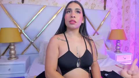 sussyfoxx_ online show from June 1, 6:53 pm
