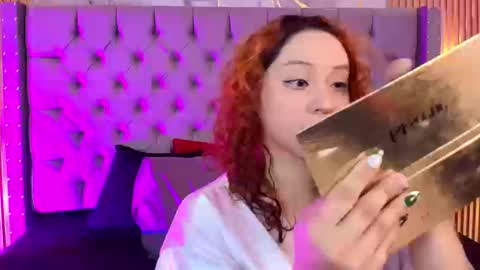 suxan_white online show from March 18, 8:36 pm