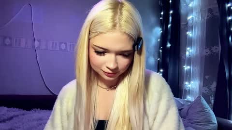 Stacy online show from April 5, 11:48 pm