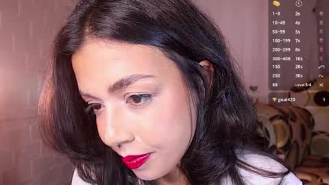 Suzie online show from October 30, 9:27 pm