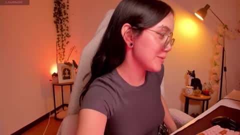 Snapshot of suzumi_ chatting on October 24, 7:15 am Jadde online show from October 24, 7:15 am