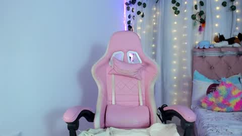 Daniela age 21 online show from April 25, 2:14 am