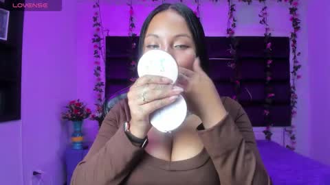 sweet ana  online show from March 26, 1:30 am