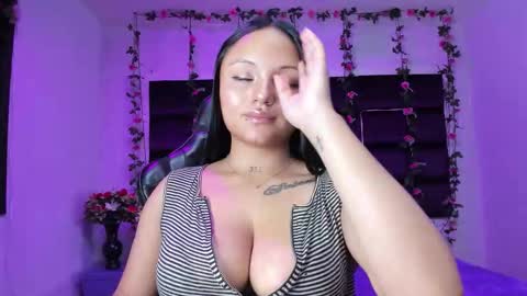 sweet ana  online show from February 1, 1:15 am