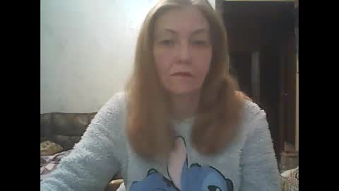 sweet4blonde609 online show from January 14, 6:18 am